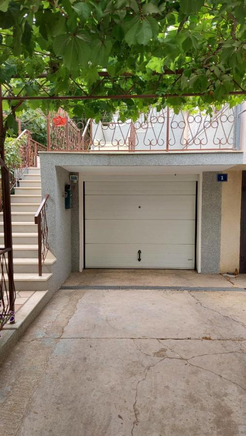 Apartment Jerolima Dugi Rat Exterior photo