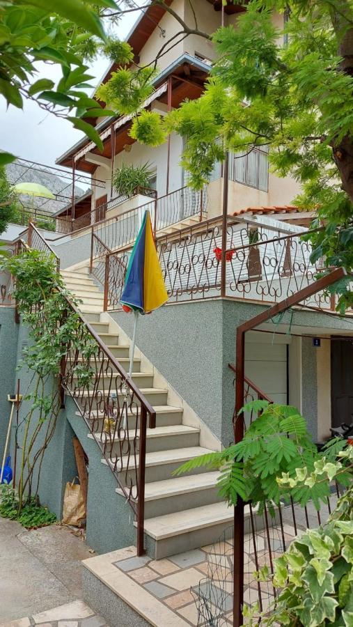 Apartment Jerolima Dugi Rat Exterior photo